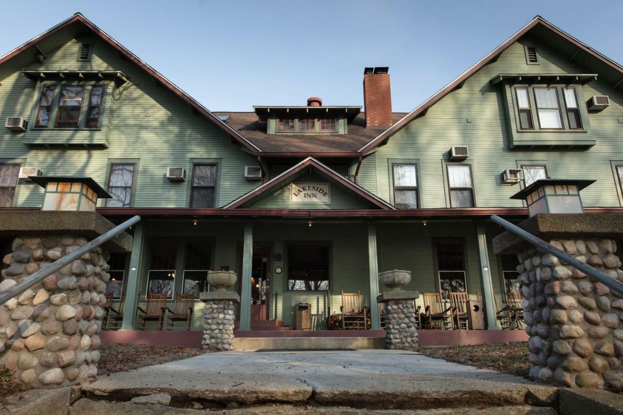 Lakeside Inn Luaran gambar