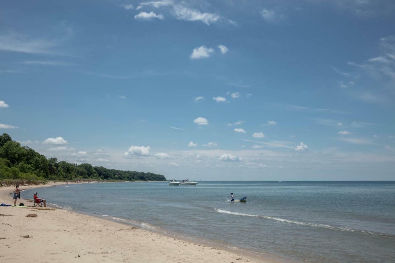 Lakeside Inn Luaran gambar